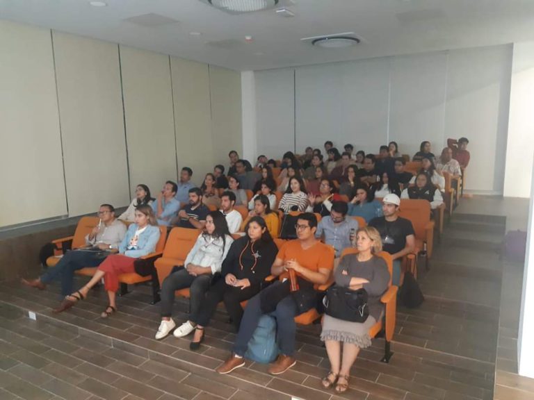 alumnos-conferencia-BIM